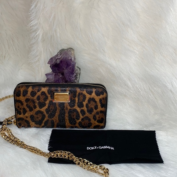 Dolce & Gabbana WOC - Picture 1 of 8